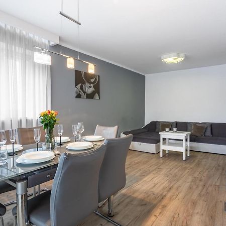 Apart-Invest Apartament Paryski 斯克拉斯卡波伦巴 外观 照片