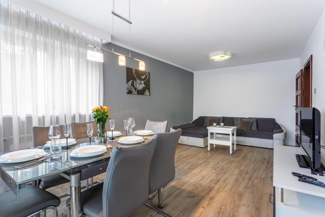 Apart-Invest Apartament Paryski 斯克拉斯卡波伦巴 外观 照片