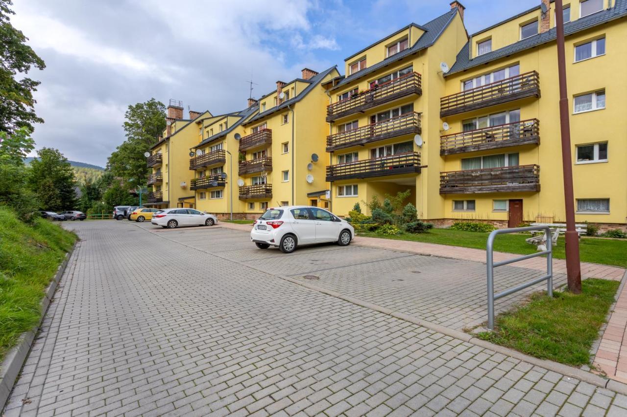 Apart-Invest Apartament Paryski 斯克拉斯卡波伦巴 外观 照片